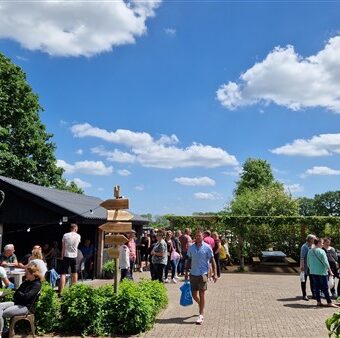 20220611 140702 - Het Drents Kwartiertje - Solex Huren / Rijden - Dafje Huren / Rijden - Groepsactiviteiten, workshops, teambuilding en trainingen Drenthe