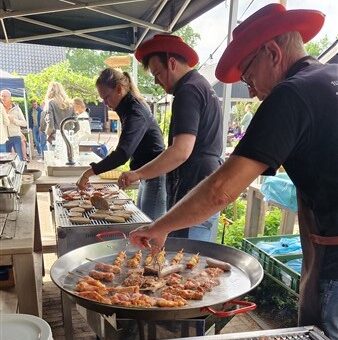 BBQ - Het Drents Kwartiertje - Solex Huren / Rijden - Dafje Huren / Rijden - Groepsactiviteiten, workshops, teambuilding en trainingen Drenthe