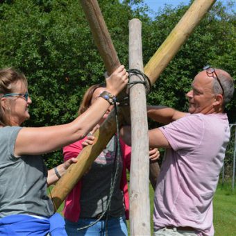 Spannend en afwisselend outdoor uitje in Drenthe. Houden jullie van een uitdaging en competitie? Dan is dit jullie activiteit!