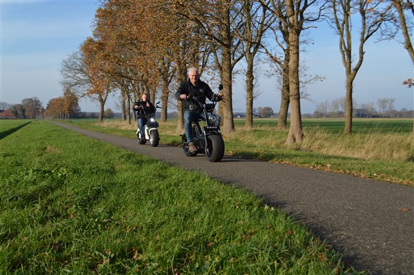 E shopper huren en rijden Drenthe 34 - Het Drents Kwartiertje - Solex Huren / Rijden - Dafje Huren / Rijden - Groepsactiviteiten, workshops, teambuilding en trainingen Drenthe