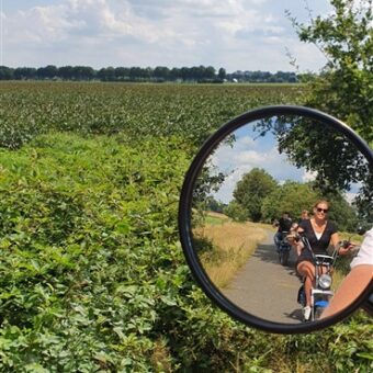 Echopper toertocht groepsuitje 32 - Het Drents Kwartiertje - Solex Huren / Rijden - Dafje Huren / Rijden - Groepsactiviteiten, workshops, teambuilding en trainingen Drenthe