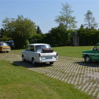 Groepsuitjes in Drenthe met groepsactiviteiten op het platteland nabij Assen Hooghalen Grolloo Westerbork 24 - Het Drents Kwartiertje - Solex Huren / Rijden - Dafje Huren / Rijden - Groepsactiviteiten, workshops, teambuilding en trainingen Drenthe