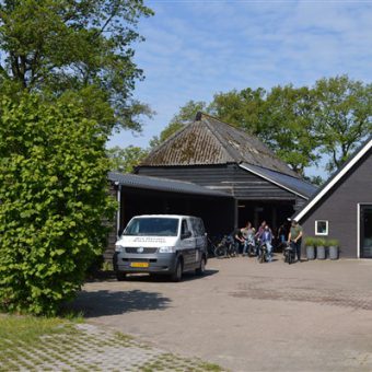 Groepsuitjes in Drenthe met groepsactiviteiten op het platteland nabij Assen Hooghalen Grolloo Westerbork 35 - Het Drents Kwartiertje - Solex Huren / Rijden - Dafje Huren / Rijden - Groepsactiviteiten, workshops, teambuilding en trainingen Drenthe
