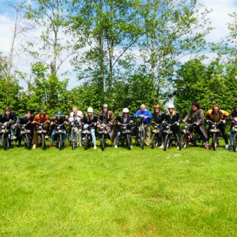 Groepsuitjes in Drenthe met groepsactiviteiten op het platteland nabij Assen Hooghalen Grolloo Westerbork 6 - Het Drents Kwartiertje - Solex Huren / Rijden - Dafje Huren / Rijden - Groepsactiviteiten, workshops, teambuilding en trainingen Drenthe